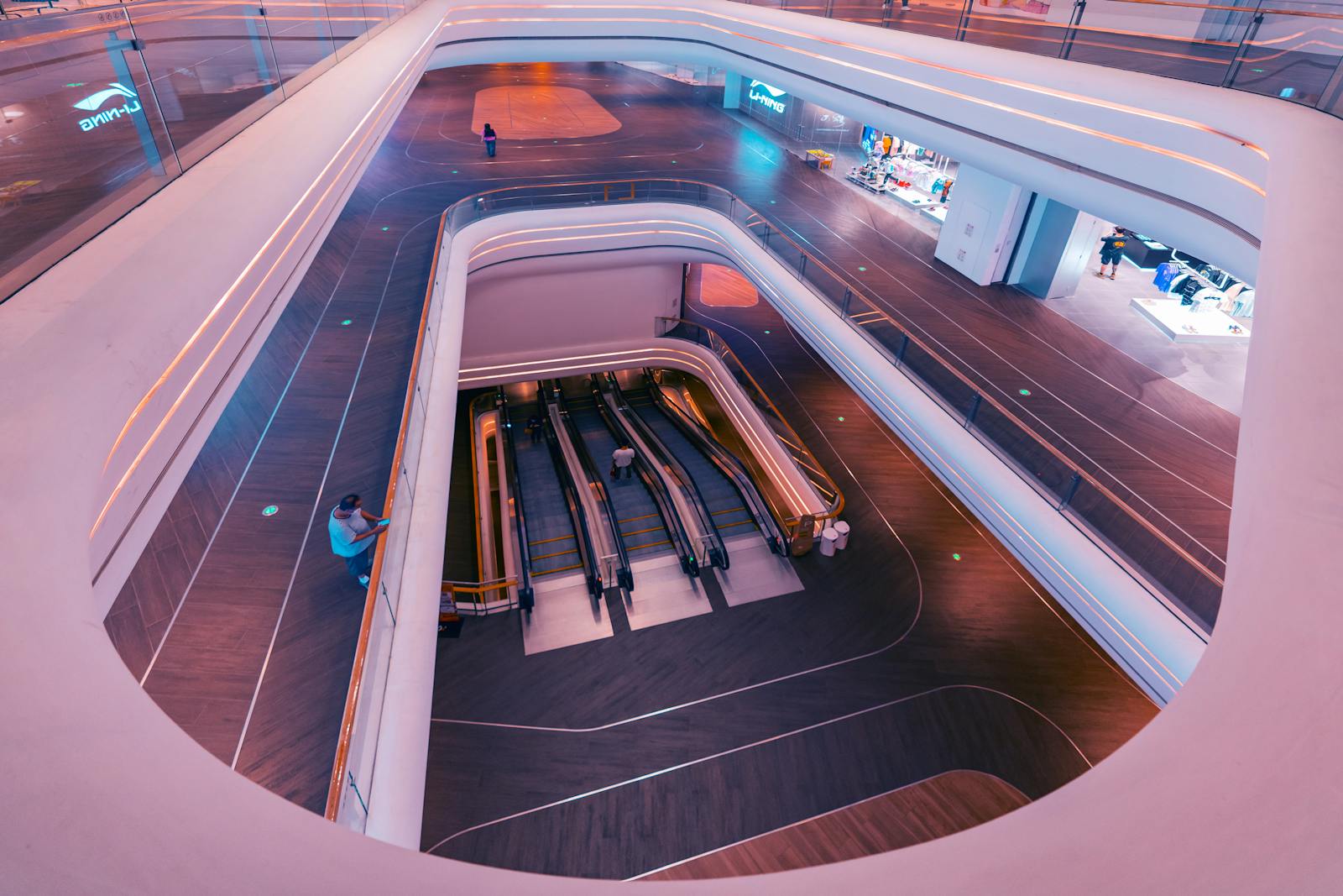 Vending for retail stores that captures impulse sales